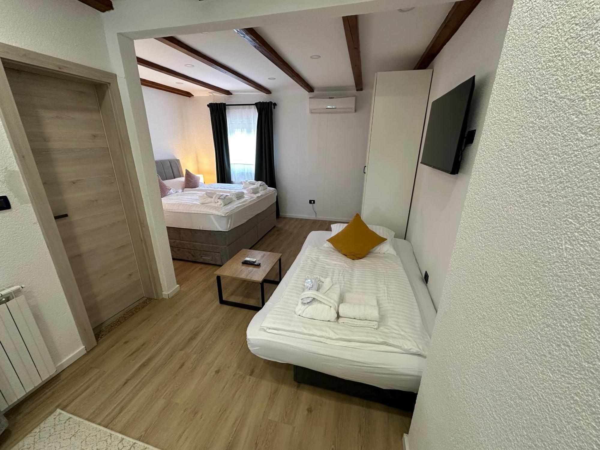 Hotel Maslina Seget  Bagian luar foto